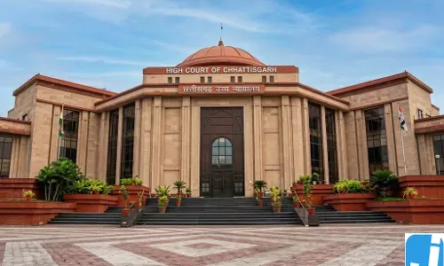 CG: प्रतिबंधित प्लास्टिक पर हाईकोर्ट सख्त, मुख्य सचिव से मांगा हलफनामा CG: प्रतिबंधित प्लास्टिक पर हाईकोर्ट सख्त, मुख्य सचिव से मांगा हलफनामा