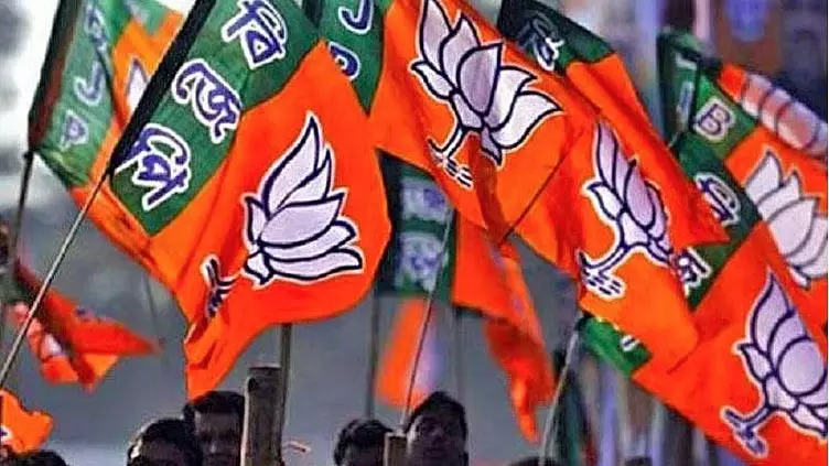 पांच राज्यों के चुनाव परिणाम: असम में BJP का मजबूत प्रदर्शन, गठबंधन को 97 सीटों का अनुमान पांच राज्यों के चुनाव परिणाम: असम में BJP का मजबूत प्रदर्शन, गठबंधन को 97 सीटों का अनुमान