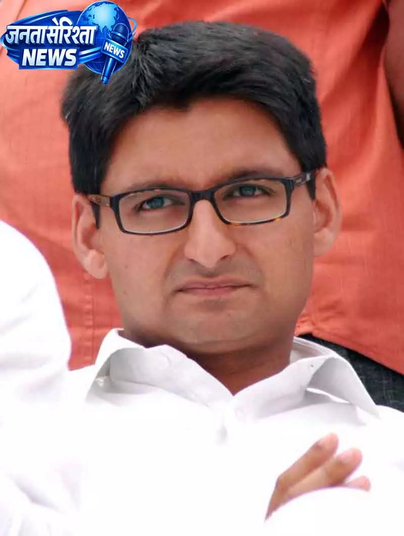 Panchkula: बीजेपी मेयर पद उम्मीदवार पर सड़क निर्माण घोटाले का आरोप Panchkula: बीजेपी मेयर पद उम्मीदवार पर सड़क निर्माण घोटाले का आरोप