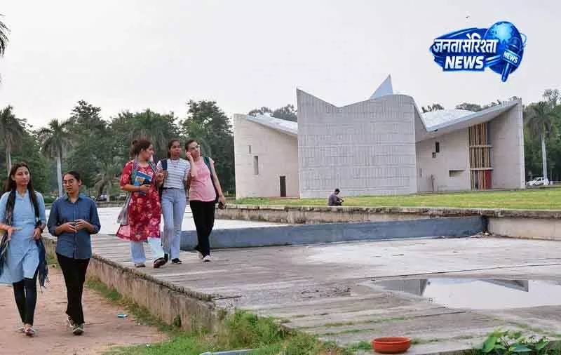 Punjab यूनिवर्सिटी की रिटायरमेंट उम्र पर HC का बड़ा फैसला Punjab यूनिवर्सिटी की रिटायरमेंट उम्र पर HC का बड़ा फैसला