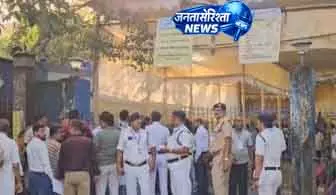 बंगाल चुनाव: वोटों की गिनती जारी, BJP 24 सीटों पर आगे, TMC 5 पर बंगाल चुनाव: वोटों की गिनती जारी, BJP 24 सीटों पर आगे, TMC 5 पर