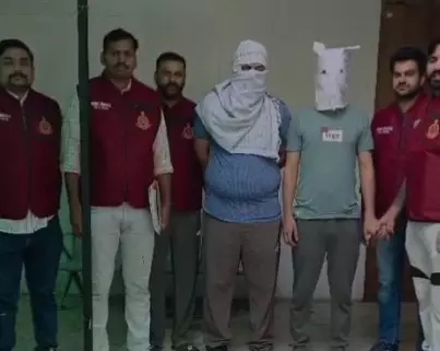 नकली ऑटो पार्ट्स के बड़े रैकेट का भंडाफोड़, दो भाई गिरफ्तार नकली ऑटो पार्ट्स के बड़े रैकेट का भंडाफोड़, दो भाई गिरफ्तार