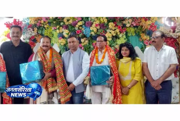 TR Sumbadia की नई किताब ‘हिरखी फुहारन’ पाठकों के लिए जारी TR Sumbadia की नई किताब ‘हिरखी फुहारन’ पाठकों के लिए जारी