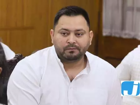 विक्रमशिला सेतु के क्षतिग्रस्त होने पर राजद और कांग्रेस ने सरकार को घेरा, भ्रष्टाचार का प्रमाण बताया विक्रमशिला सेतु के क्षतिग्रस्त होने पर राजद और कांग्रेस ने सरकार को घेरा, भ्रष्टाचार का प्रमाण बताया