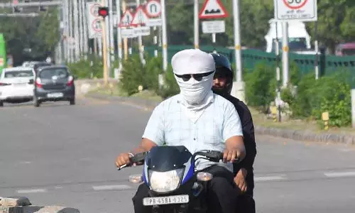 Chandigarh ट्राइसिटी में आगे बारिश और तूफानी दिन; IMD ने येलो अलर्ट जारी किया Chandigarh ट्राइसिटी में आगे बारिश और तूफानी दिन; IMD ने येलो अलर्ट जारी किया