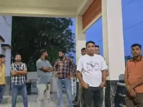 Sikar: सीकर में पारिवारिक विवाद में हत्या, कुल्हाड़ी से वार Sikar: सीकर में पारिवारिक विवाद में हत्या, कुल्हाड़ी से वार