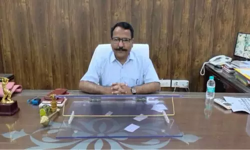 Haldwani: फीस और पाठ्यक्रम पर प्रशासन की कड़ी नजर, डीएम ने स्कूल प्रबंधन को चेताया