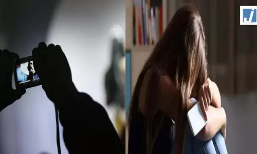 OMG! साइबर ठगी, इंस्टाग्राम पर ‘ज्योतिषी किन्नर मां’ नाम की फर्जी आईडी से बनाया निशाना OMG! साइबर ठगी, इंस्टाग्राम पर ‘ज्योतिषी किन्नर मां’ नाम की फर्जी आईडी से बनाया निशाना