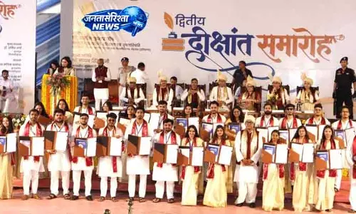 Rohtak आर्ट्स यूनिवर्सिटी में 760 को डिग्री, 35 गोल्ड मेडल Rohtak आर्ट्स यूनिवर्सिटी में 760 को डिग्री, 35 गोल्ड मेडल