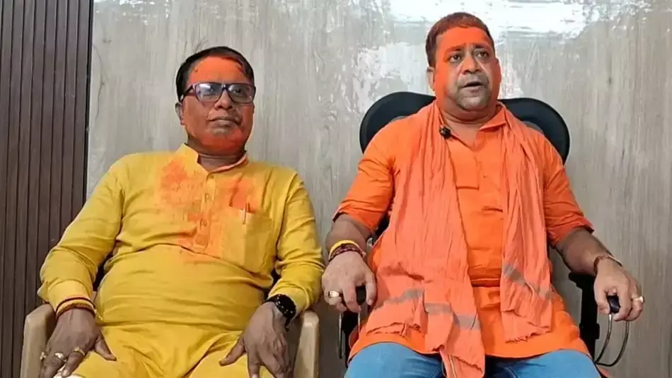 Kolkata: जनता ने ममता सरकार को सत्ता से हटाया: अर्णब चटर्जी Kolkata: जनता ने ममता सरकार को सत्ता से हटाया: अर्णब चटर्जी