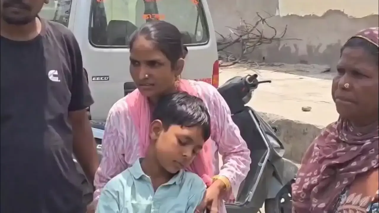 Bhilwara: भीलवाड़ा में स्कूल में अनुशासन सजा पर बवाल Bhilwara: भीलवाड़ा में स्कूल में अनुशासन सजा पर बवाल