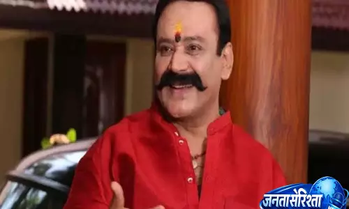 मलयालम अभिनेता संतोष के नायर 65 वर्ष की आयु में सड़क हादसे में मृत, पत्नी घायल मलयालम अभिनेता संतोष के नायर 65 वर्ष की आयु में सड़क हादसे में मृत, पत्नी घायल