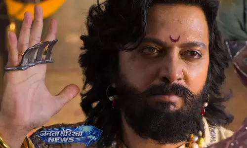 ‘Raja Shivaji’ की कमाई में पहले सोमवार को गिरावट, वीकडेज टेस्ट में फिल्म की असली परीक्षा शुरू ‘Raja Shivaji’ की कमाई में पहले सोमवार को गिरावट, वीकडेज टेस्ट में फिल्म की असली परीक्षा शुरू