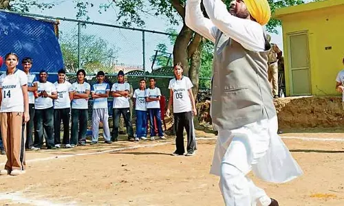 पंजाब में AAP ने कड़ा मुकाबला तय करने के लिए बनाई योजना पंजाब में AAP ने कड़ा मुकाबला तय करने के लिए बनाई योजना