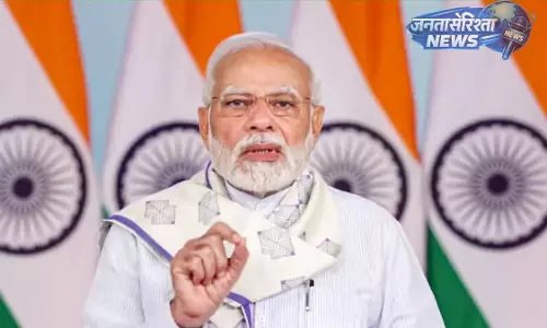 फुजैरा ड्रोन हमले की भारत ने की कड़ी निंदा, तीन भारतीय घायल; मोदी ने UAE को समर्थन दोहराया फुजैरा ड्रोन हमले की भारत ने की कड़ी निंदा, तीन भारतीय घायल; मोदी ने UAE को समर्थन दोहराया