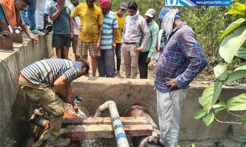 खमतराई ब्रिज के पास पानी चोरी पर निगम ने की कार्रवाई