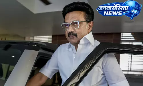 तमिलनाडु में बड़ा राजनीतिक बदलाव: हार के बाद एमके स्टालिन ने CM पद से दिया इस्तीफा तमिलनाडु में बड़ा राजनीतिक बदलाव: हार के बाद एमके स्टालिन ने CM पद से दिया इस्तीफा