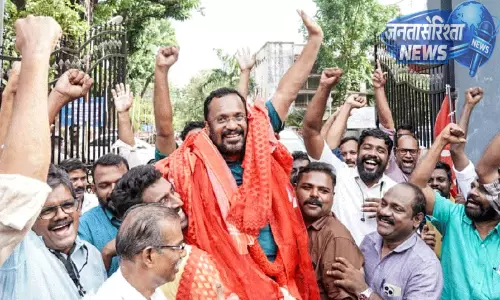 Thrissur : जिले में राजनीतिक बदलाव, लोकसभा के बाद विधानसभा चुनाव में बदले वोट समीकरण Thrissur : जिले में राजनीतिक बदलाव, लोकसभा के बाद विधानसभा चुनाव में बदले वोट समीकरण