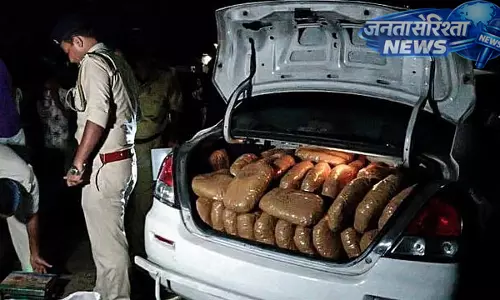बेंगलुरु में ड्रग्स रैकेट का भंडाफोड़, 6 गिरफ्तार, करोड़ों का MDMA और गांजा बरामद बेंगलुरु में ड्रग्स रैकेट का भंडाफोड़, 6 गिरफ्तार, करोड़ों का MDMA और गांजा बरामद