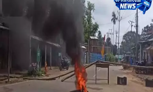 Tripura: बीजेपी नेता गिरफ्तारी के बाद टिपरा मोथा ने जम्पुइजाला बंद किया, बीजेपी ऑफिस में तोड़फोड़ से तनाव बढ़ा Tripura: बीजेपी नेता गिरफ्तारी के बाद टिपरा मोथा ने जम्पुइजाला बंद किया, बीजेपी ऑफिस में तोड़फोड़ से तनाव बढ़ा