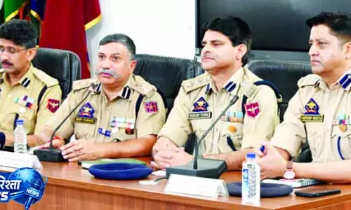 DIG UR Range ने उधमपुर में पुलिस तैयारियों का लिया जायज़ा DIG UR Range ने उधमपुर में पुलिस तैयारियों का लिया जायज़ा