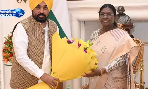पंजाब सियासत में हलचल, CM ने राष्ट्रपति से सांसदों की सदस्यता खत्म करने की मांग की पंजाब सियासत में हलचल, CM ने राष्ट्रपति से सांसदों की सदस्यता खत्म करने की मांग की