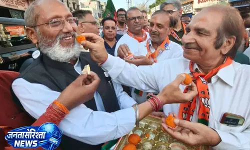 BJP ने लुधियाना में दर्ज की जीत, कार्यकर्ता जश्न में शामिल BJP ने लुधियाना में दर्ज की जीत, कार्यकर्ता जश्न में शामिल