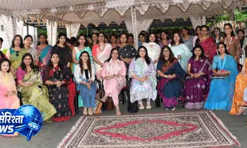 AWWA-FICCI FLO JKL ने महिलाओं को व्यवसाय में मार्गदर्शन दिया AWWA-FICCI FLO JKL ने महिलाओं को व्यवसाय में मार्गदर्शन दिया