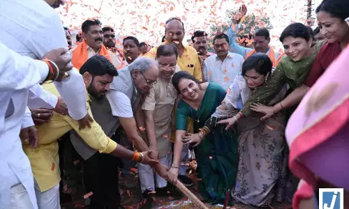 सांसद बृजमोहन अग्रवाल, विधायक सुनील सोनी, महापौर मीनल चौबे ने दी नगरवासियों को विकास की सौगात सांसद बृजमोहन अग्रवाल, विधायक सुनील सोनी, महापौर मीनल चौबे ने दी नगरवासियों को विकास की सौगात