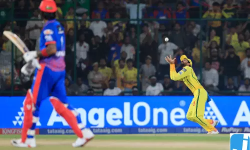 IPL2026: दिल्ली कैपिटल्स पर स्पिन का कहर, 5 विकेट गिरे IPL2026: दिल्ली कैपिटल्स पर स्पिन का कहर, 5 विकेट गिरे