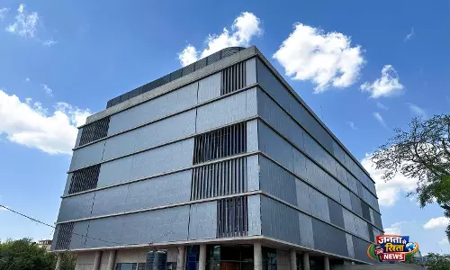गुजरात की i-Hub पहल से स्टार्टअप्स को बढ़ावा, इको-फ्रेंडली फायर सेफ्टी से लेकर सुपरफूड इनोवेशन तक गुजरात की i-Hub पहल से स्टार्टअप्स को बढ़ावा, इको-फ्रेंडली फायर सेफ्टी से लेकर सुपरफूड इनोवेशन तक