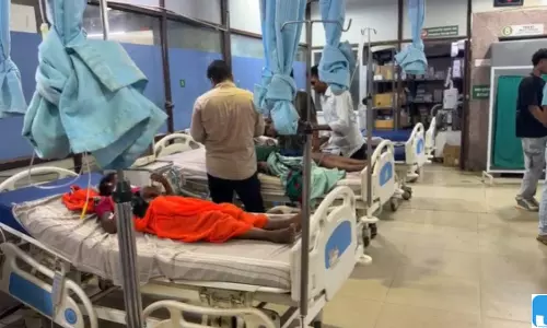 कोंडागांव में सड़क हादसा: बारातियों से भरी पिकअप पलटी, एक की मौत 8 घायल कोंडागांव में सड़क हादसा: बारातियों से भरी पिकअप पलटी, एक की मौत 8 घायल