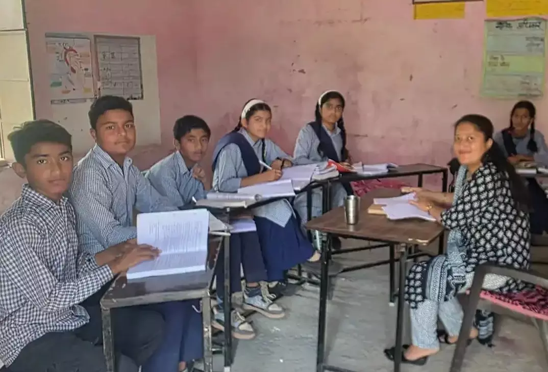 Nahan: देवका स्कूल बना प्रदेश का पहला ‘नो बैक बेंचर्स’ स्कूल Nahan: देवका स्कूल बना प्रदेश का पहला ‘नो बैक बेंचर्स’ स्कूल