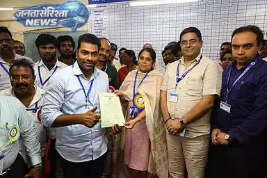 विल्लीवक्कम से जीत के बाद TVK नेता अदव अर्जुन का बड़ा बयान विल्लीवक्कम से जीत के बाद TVK नेता अदव अर्जुन का बड़ा बयान