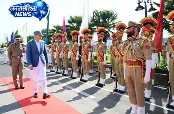 Srinagar में दरबार मूव फिर से शुरू हुआ Srinagar में दरबार मूव फिर से शुरू हुआ