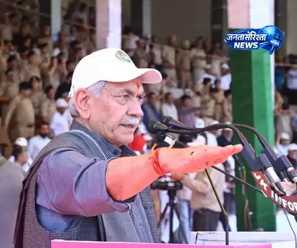 Srinagar एलजी ने एथलीटों को नशा मुक्त अभियान का एंबेसडर बनाया Srinagar एलजी ने एथलीटों को नशा मुक्त अभियान का एंबेसडर बनाया