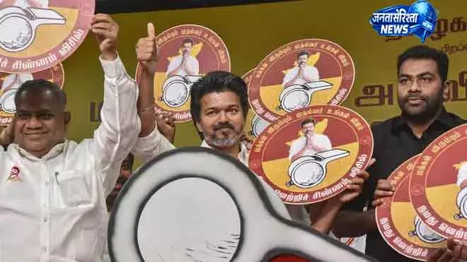 Chennai विजय की नज़र गठबंधन सरकार पर Chennai विजय की नज़र गठबंधन सरकार पर