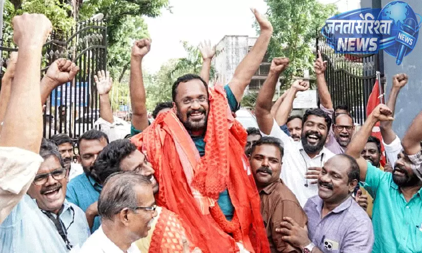 Thrissur : जिले में राजनीतिक बदलाव, लोकसभा के बाद विधानसभा चुनाव में बदले वोट समीकरण Thrissur : जिले में राजनीतिक बदलाव, लोकसभा के बाद विधानसभा चुनाव में बदले वोट समीकरण