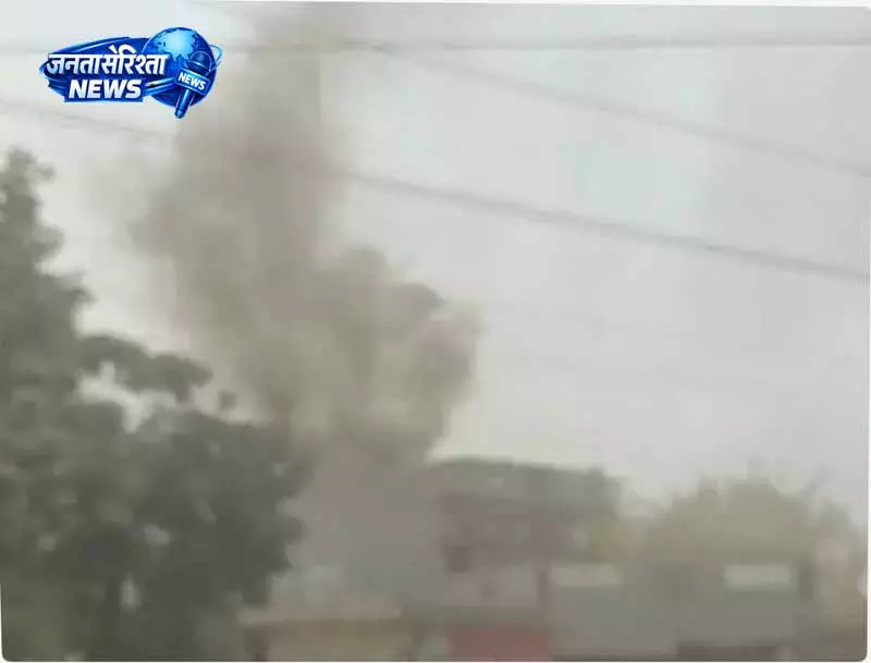 Kapurthala: टेलीकॉम टावर में आग की घटना, नुकसान का अनुमान Kapurthala: टेलीकॉम टावर में आग की घटना, नुकसान का अनुमान