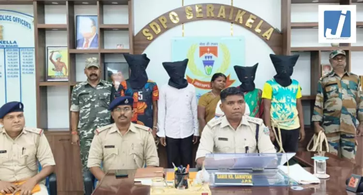 पत्नी ने भाई और मायके वालों के साथ मिलकर कराई थी पति की हत्या, चार गिरफ्तार पत्नी ने भाई और मायके वालों के साथ मिलकर कराई थी पति की हत्या, चार गिरफ्तार