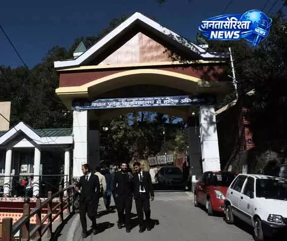 Himachal: यूनीवर्सिटी छात्रों को सीमा सुरक्षा अभ्यास का मौका मिला Himachal: यूनीवर्सिटी छात्रों को सीमा सुरक्षा अभ्यास का मौका मिला