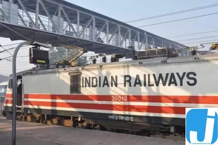 केंद्र ने रेलवे की क्षमता बढ़ाने के लिए तीन मल्टी-ट्रैकिंग परियोजनाओं को स्वीकृति दी केंद्र ने रेलवे की क्षमता बढ़ाने के लिए तीन मल्टी-ट्रैकिंग परियोजनाओं को स्वीकृति दी