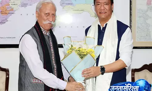 Itanagar: गवर्नर ने प्रोजेक्ट्स में उच्च मानक अपनाने पर दिया जोर Itanagar: गवर्नर ने प्रोजेक्ट्स में उच्च मानक अपनाने पर दिया जोर