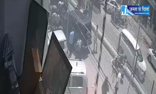 स्कूटी को बेकाबू थार ने कुचला फिर घसीटा, महिला की हालत नाजुक