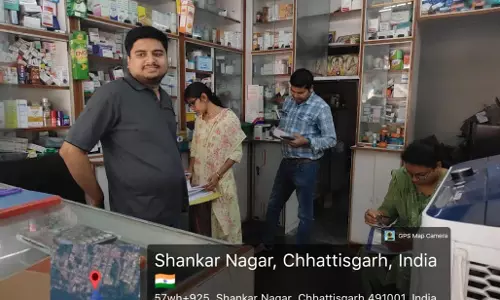 तीन फर्मों को नोटिस, मेडिकल दुकानों में प्रशासन की दबिश तीन फर्मों को नोटिस, मेडिकल दुकानों में प्रशासन की दबिश