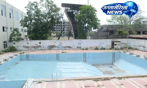 मरम्मत के कारण Karnal स्टेडियम का पूल बंद मरम्मत के कारण Karnal स्टेडियम का पूल बंद