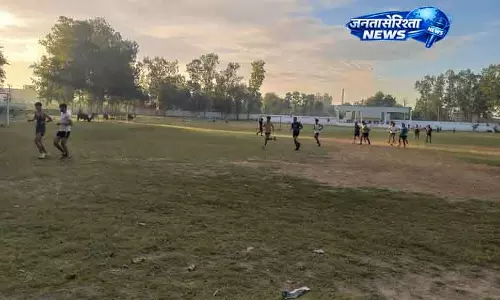 Yamunanagar का फुटबॉल मैदान होगा समतल, स्पोर्ट्स डिपार्टमेंट की कार्रवाई Yamunanagar का फुटबॉल मैदान होगा समतल, स्पोर्ट्स डिपार्टमेंट की कार्रवाई