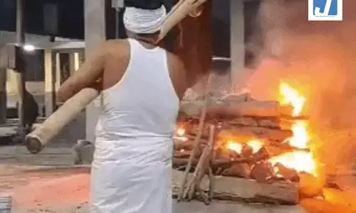 बाप रे! नवविवाहिता के अंतिम संस्कार को मायके पक्ष ने रोका, पति को पुलिस ने श्मशान घाट से किया गिरफ्तार