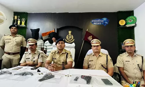 Jharsuguda : अवैध हथियार सिंडिकेट का भंडाफोड़, दो आरोपी गिरफ्तार, चार पिस्टल बरामद
