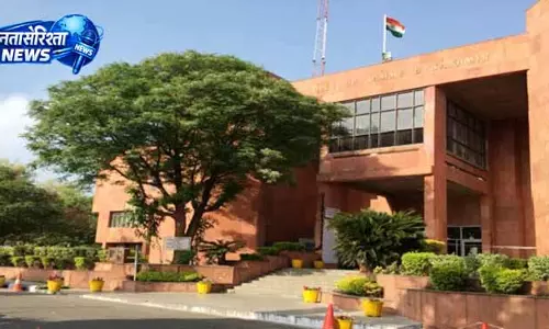 हाईकोर्ट ने PSA हिरासत के पुराने आधार को खारिज किया हाईकोर्ट ने PSA हिरासत के पुराने आधार को खारिज किया